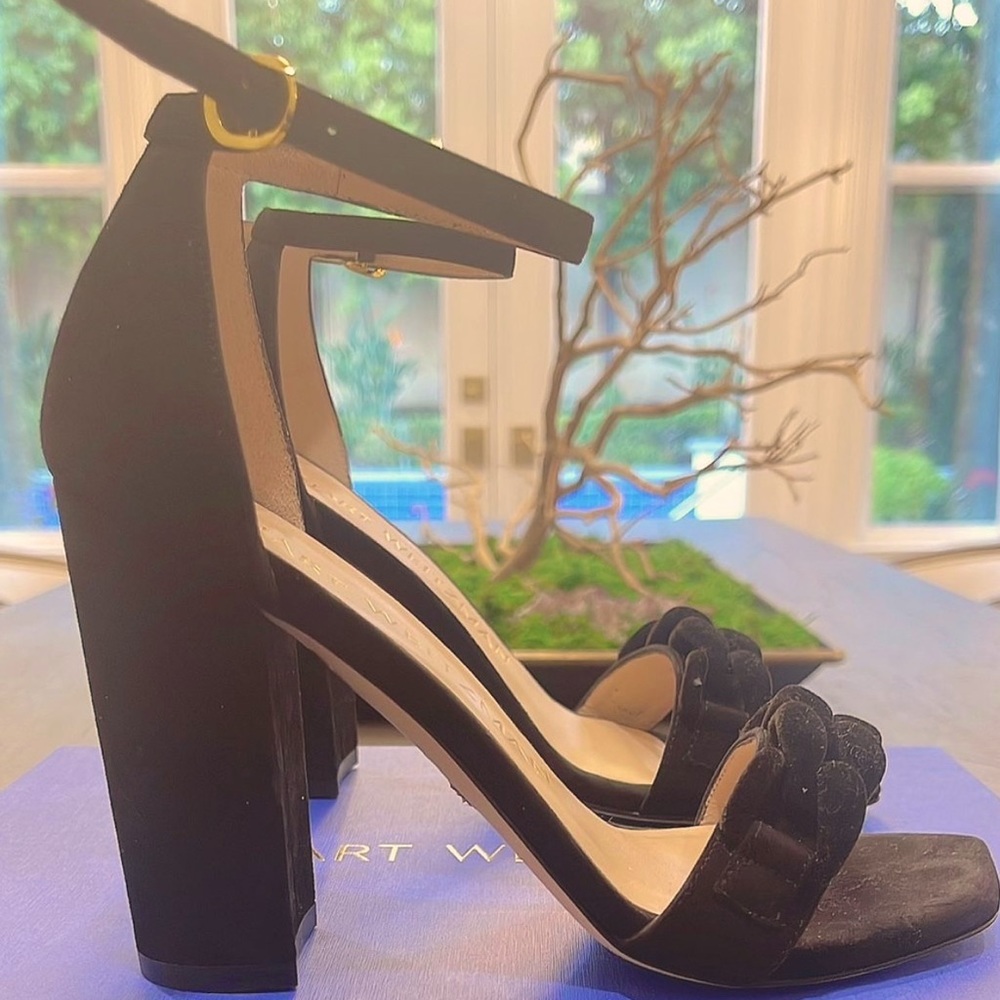 Stuart Weitzman Amelina block 100 chain sandals